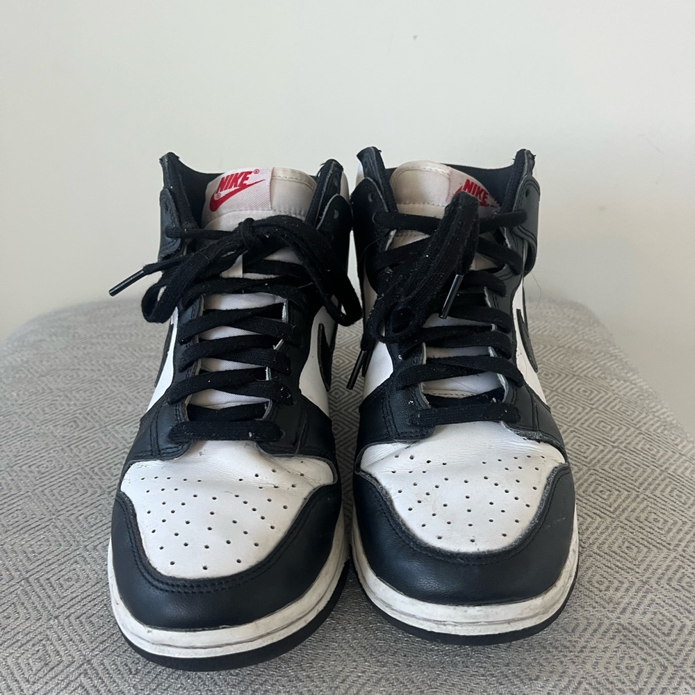 Nike Dunk High - image 2